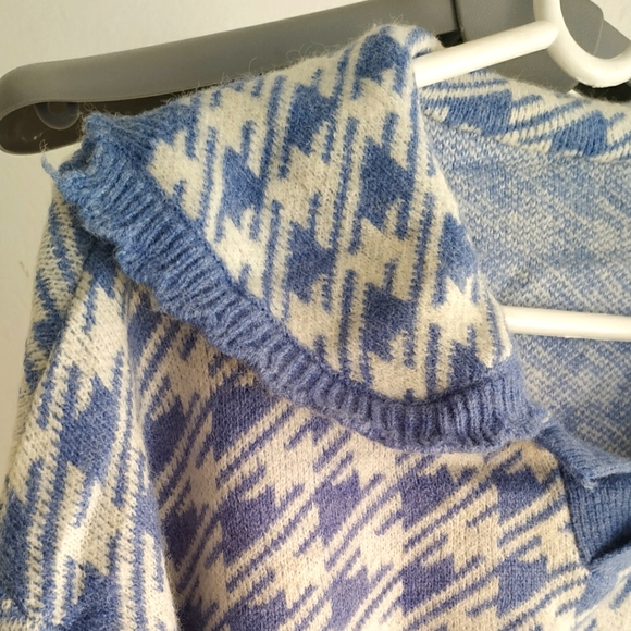 Woolen Sweater Top - Picture 4 of 6